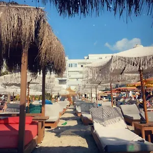 Appartments By Martiness Hotel apartamentowy Durrës
